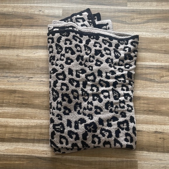 Barefoot Dreams Bedding Barefoot Dreams Black And Grey Cheetah